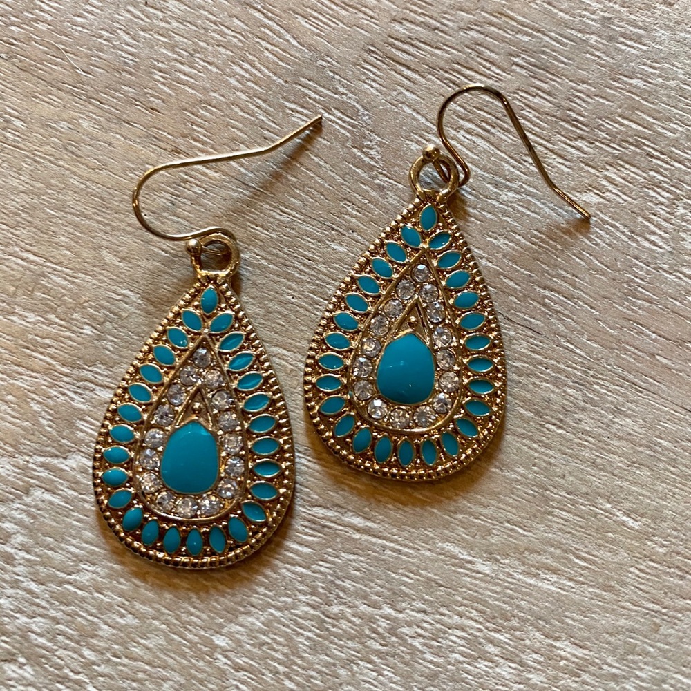 Turquoise and gold earrings